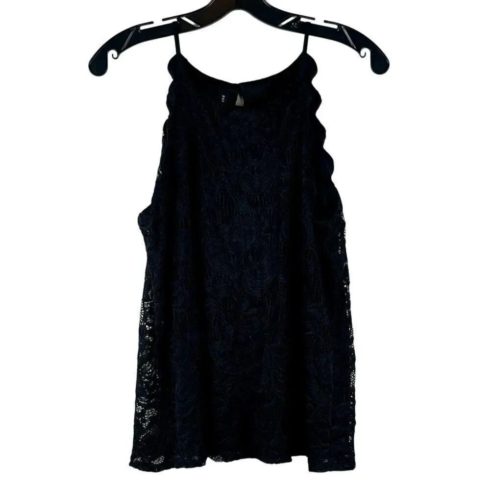 Fortune + Ivy Chita Lace ScallopedāSleeveless Blouse M
